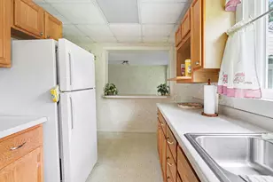 4922 W Paradise Rd, Battle Creek, MI 49015 - Photo 5