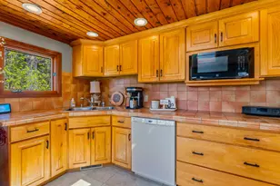 3500 Journey's End Dr, Hillsdale, MI 49242 - Photo 23
