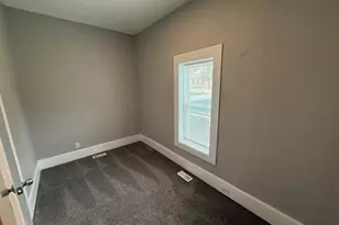 979 Scott St, Muskegon, MI 49442 - Photo 15