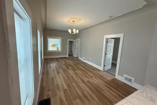 979 Scott St, Muskegon, MI 49442 - Photo 5