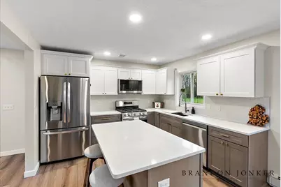 9095 76th Street SE, Alto, MI 49302 - Photo 3