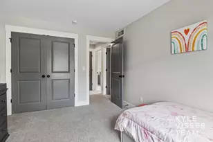8206 Boardwalk Dr SW, Byron Center, MI 49315 - Photo 29