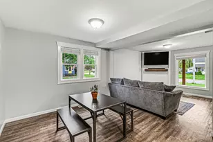 611 S Farmer St, Otsego, MI 49078 - Photo 5