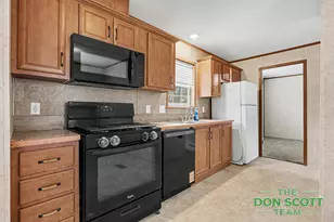 6913 Sandwood St NE, Rockford, MI 49341 - Photo 5