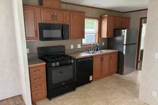 6913 Sandwood St NE, Rockford, MI 49341 - Photo 7