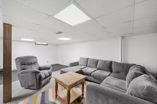36753 Greenbush Rd, Wayne, MI 48184 - Photo 35