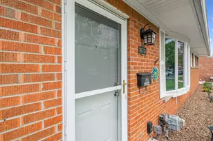 36753 Greenbush Rd, Wayne, MI 48184 - Photo 5