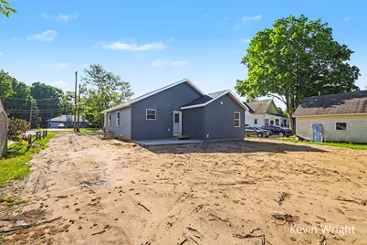 4655 Henry Street, Norton Shores, MI 49441 - Photo 19