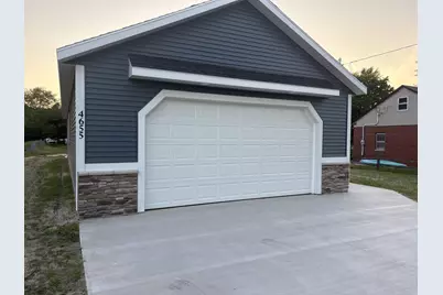 4655 Henry Street, Norton Shores, MI 49441 - Photo 3