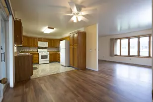330 Johnson St, Edmore, MI 48829 - Photo 9