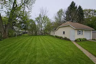 324 Potter St, Cement City, MI 49233 - Photo 7