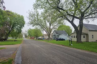 324 Potter St, Cement City, MI 49233 - Photo 37