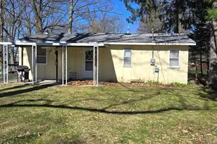 11610 Heron Dr, Lakeview, MI 48850 - Photo 3