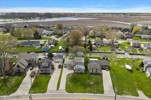 38909 Lakeshore Dr, Harrison Township, MI 48045 - Photo 43