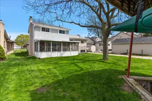 38909 Lakeshore Dr, Harrison Township, MI 48045 - Photo 37