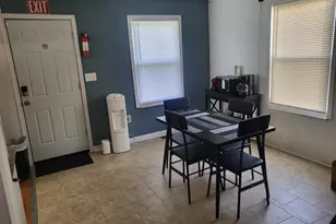 557 Kitchener St, Detroit, MI 48215 - Photo 5