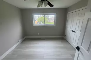 26165 Cunningham Dr, Warren, MI 48091 - Photo 15