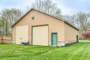 6453 Johnson Rd, Flushing, MI 48433 - Photo 35