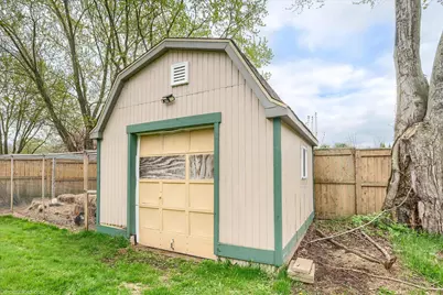 6453 Johnson Road, Flushing, MI 48433 - Photo 33