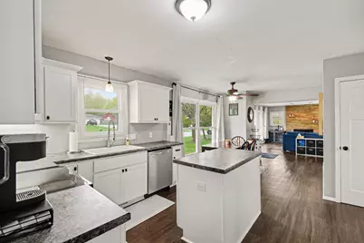 1040 6 Mile Road NW, Comstock Park, MI 49321 - Photo 11