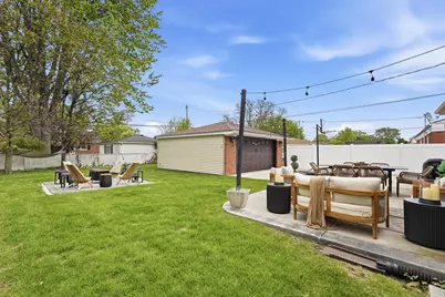 32900 Hees Street, Livonia, MI 48150 - Photo 35