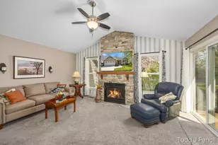 2631 Stockwood Dr NE, Grand Rapids, MI 49505 - Photo 21