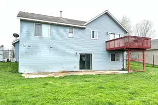 206 Charyridge Dr, Kent City, MI 49330 - Photo 37