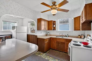 747 Crescent Rd, Jackson, MI 49203 - Photo 17