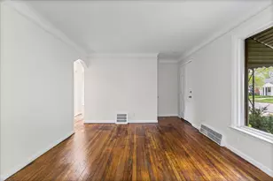 20458 Sorrento St, Detroit, MI 48235 - Photo 9