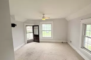 216 Oak St, Hopkins, MI 49328 - Photo 15