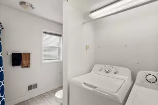 1357 Penn Ave NE, Grand Rapids, MI 49505 - Photo 17