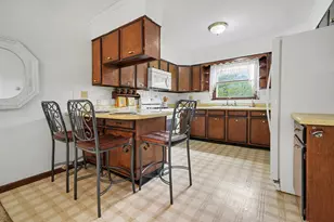 1331 Vineland Path, Saint Joseph, MI 49085 - Photo 9