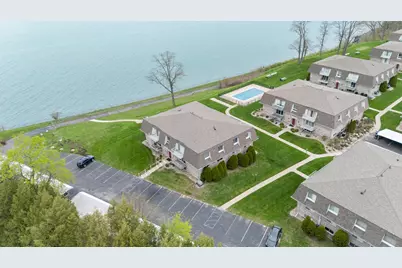 3622 Lake Shore Drive #G12, Saint Joseph, MI 49085 - Photo 1