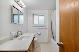 12217 Wheaton Dr, Sterling Heights, MI 48313 - Photo 7