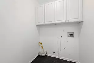 821 Huntington Dr, South Lyon, MI 48178 - Photo 17
