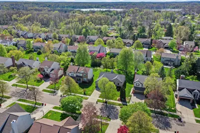 821 Huntington Drive, South Lyon, MI 48178 - Photo 5