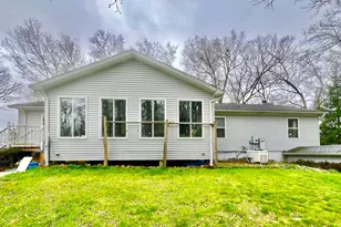 8056 Sawdey Rd, Jerome, MI 49249 - Photo 7