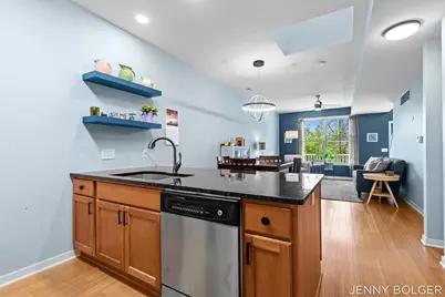 800 Livingston Avenue NE, Grand Rapids, MI 49503 - Photo 3