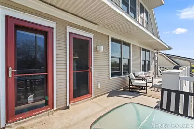 800 Livingston Avenue NE, Grand Rapids, MI 49503 - Photo 15