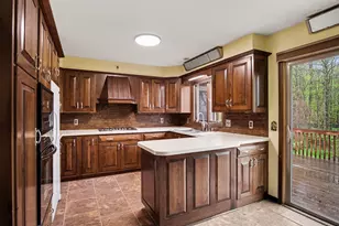 655 N 48th Ave, Coopersville, MI 49404 - Photo 9