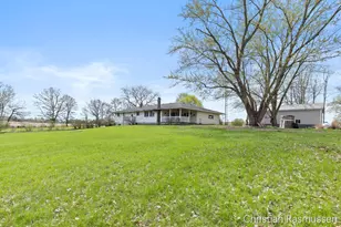 7208 W Dickerson Lake Rd, Greenville, MI 48838 - Photo 29