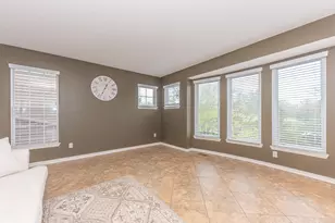 215 Old Creek Dr, Saline, MI 48176 - Photo 15