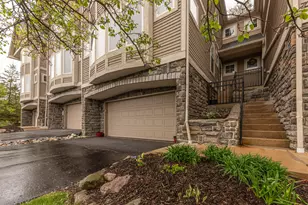 215 Old Creek Dr, Saline, MI 48176 - Photo 5