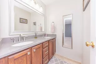 215 Old Creek Dr, Saline, MI 48176 - Photo 35
