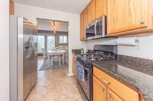 215 Old Creek Dr, Saline, MI 48176 - Photo 21