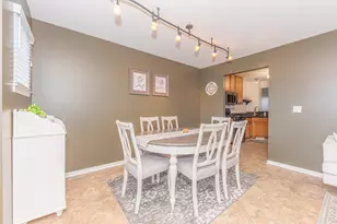 215 Old Creek Dr, Saline, MI 48176 - Photo 17