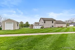 7170 Quintara Dr NE, Comstock Park, MI 49321 - Photo 31