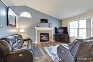 7170 Quintara Dr NE, Comstock Park, MI 49321 - Photo 3