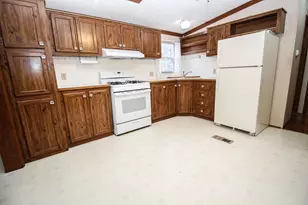 11082 Elizabeth Dr, Three Rivers, MI 49093 - Photo 17
