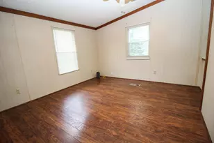 11082 Elizabeth Dr, Three Rivers, MI 49093 - Photo 9